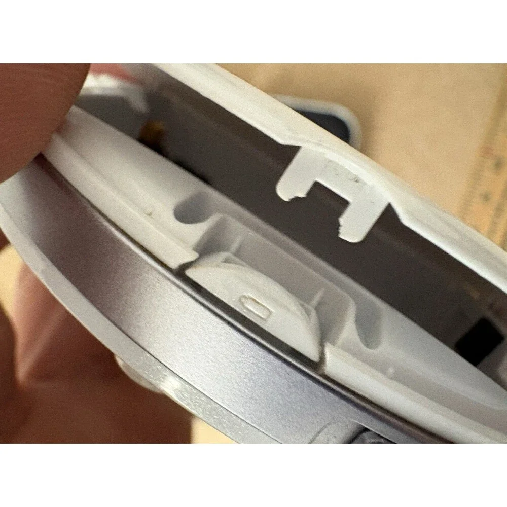 Sony PSP 3000 console OEM- RARE Pearl White  Fully Tested + Charger - No Battery